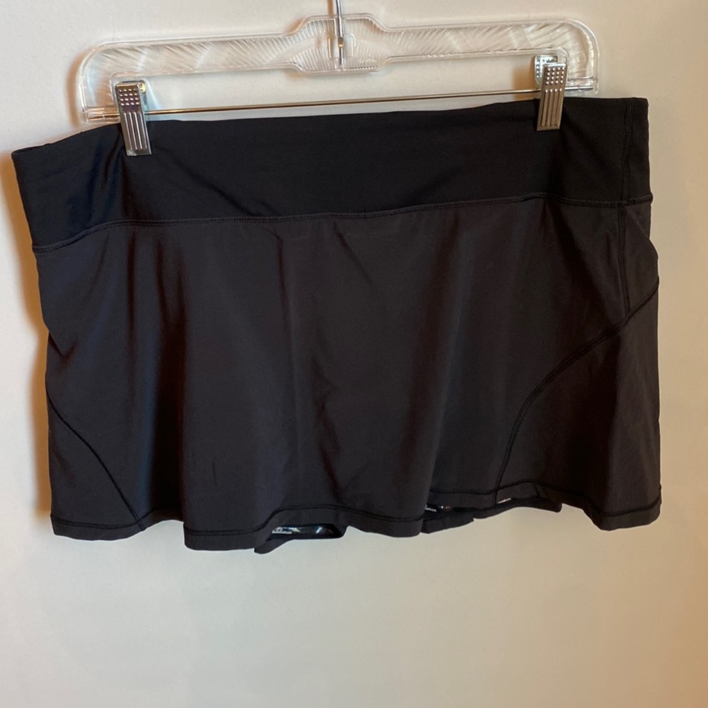 Lululemon run tennis pleated skirt shorts sz 12